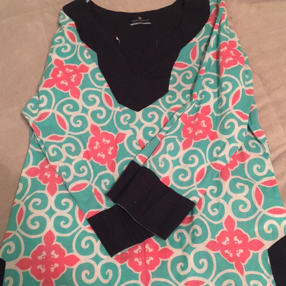Simple Southern Top - Picture 4 of 4
